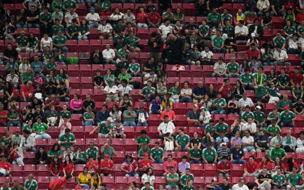 股票配资资讯 电讯报：韩国vs捷克官宣上座率98.5%，但大片空位让FIFA尴尬